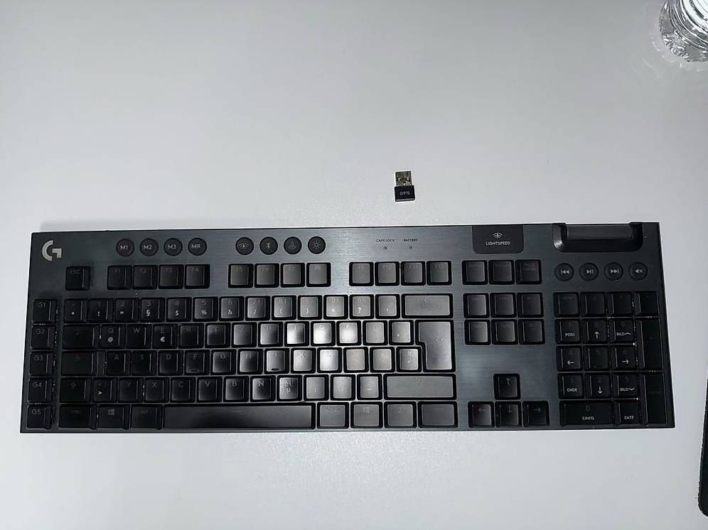 Tastiere: Logitech G915 X LIGHTSPEED (CH Layout) – Usato da Basel venduto da BerfanK