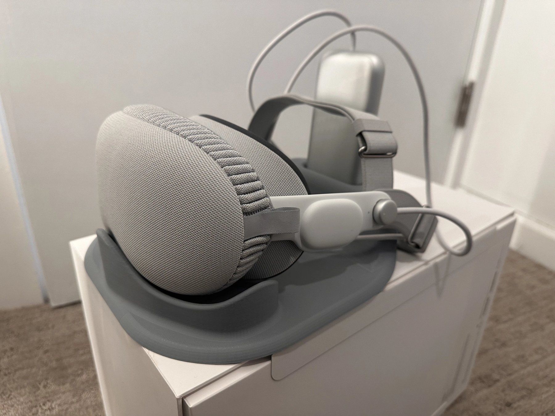 Apple Casco VR: Apple Vision Pro Halterung – Nuovo e nell'imballaggio originale da Fruthwilen venduto da speex