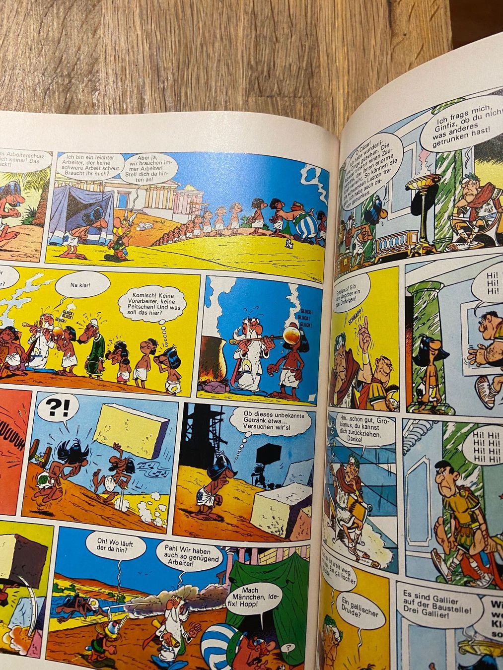 Fumetti: Asterix und Kleopatra Softcover – Usato da Fribourg venduto da J334455 3