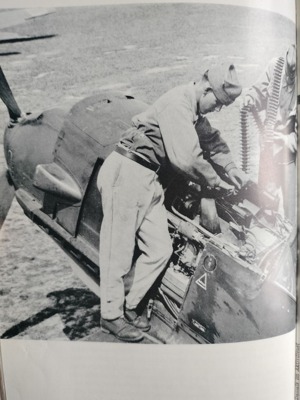 Libri: Schweizer Armee Militär Buch von 1959 – Usato da Schwanden Sigrisw venduto da len_9yqg 5
