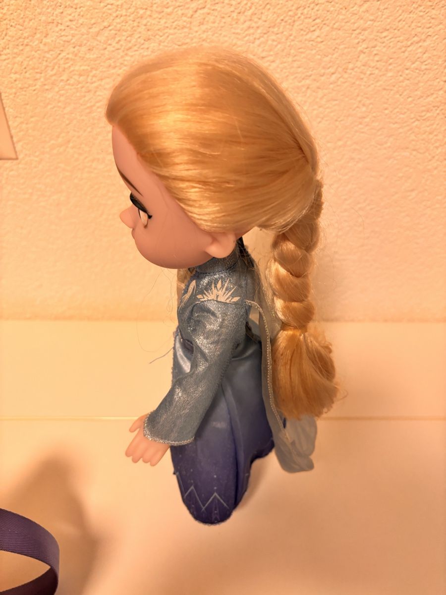 Disney Giocattoli: Frozen Elsa Puppe & Lunchbox - Das perfekte Geschenk! – Nuovo (secondo la descrizione) da Steffisburg venduto da TelmaG 7