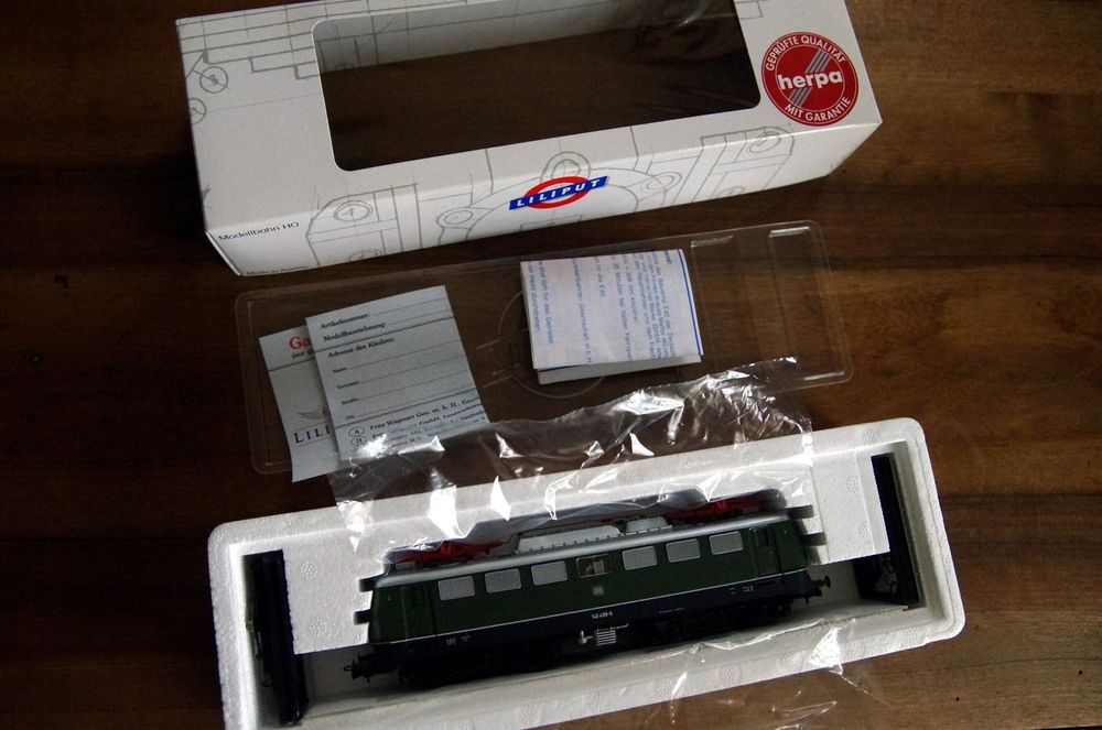 liliput-7140-01-db-br-140-499-5-kaufen-auf-ricardo