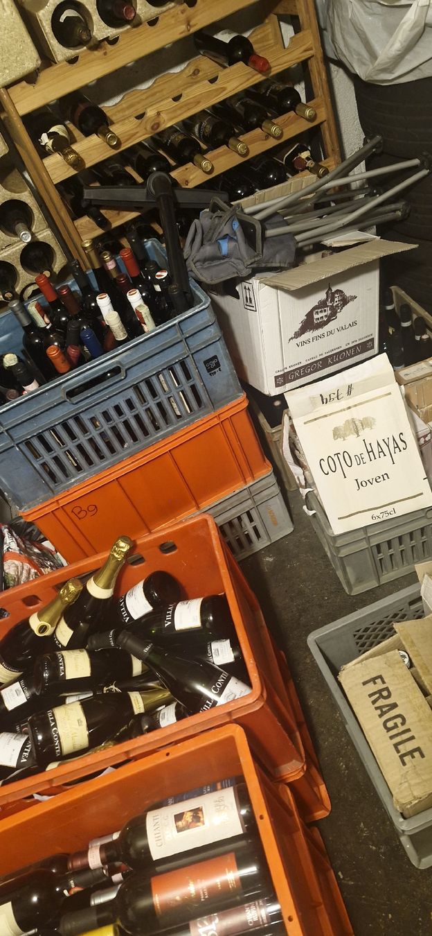 Vins: diverse vin a vendre – D'occasion à Aegerten par Weld-Mamia 1
