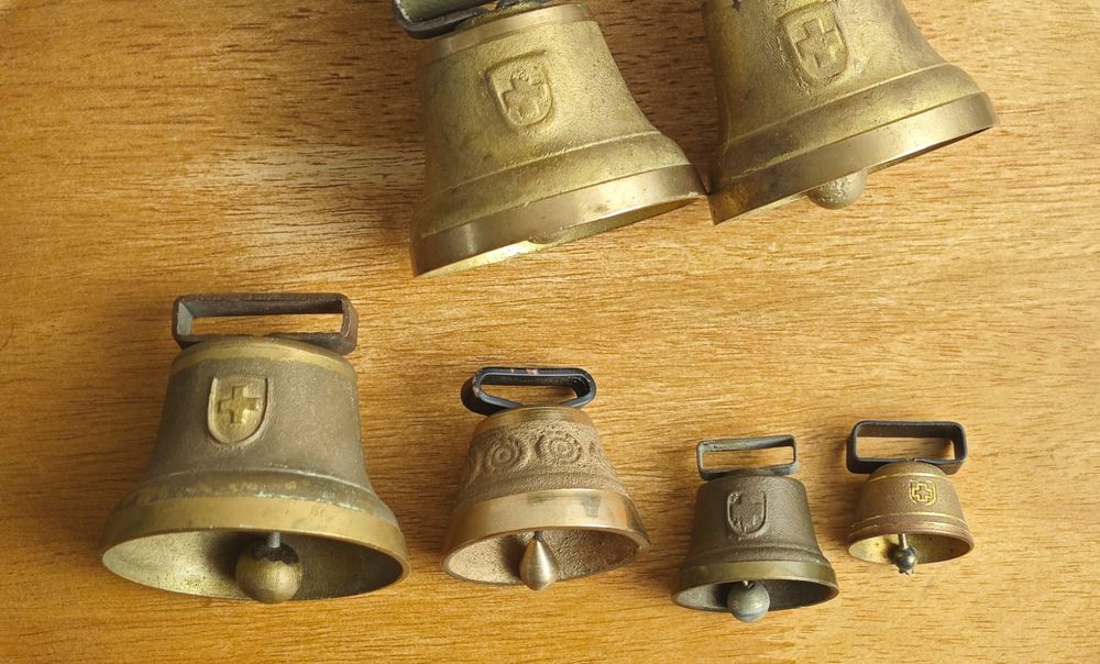 MAGICLULU 6 Stück Metall Handschellen Silber - Partyglocken Für Feiern & Deko