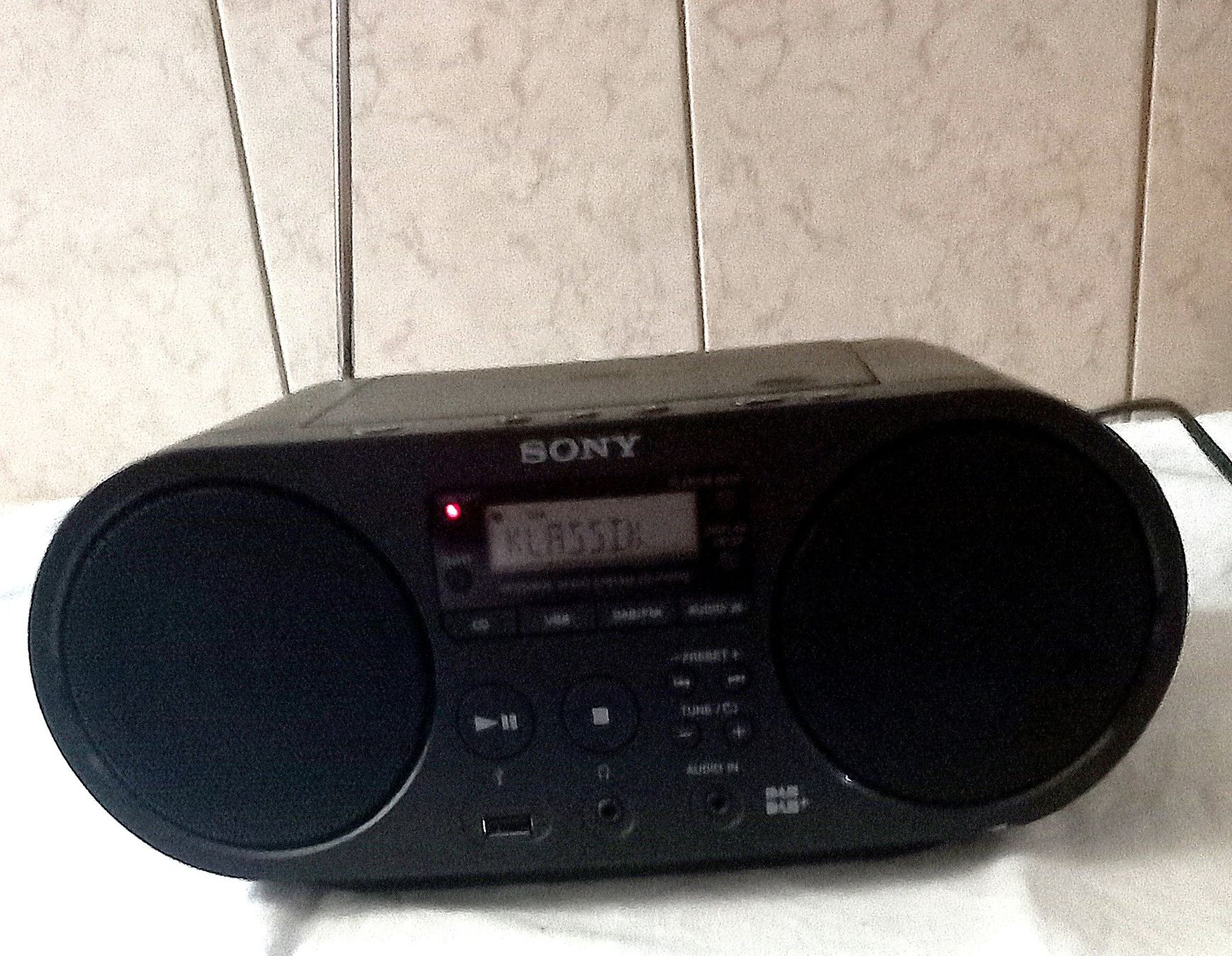 Sony Radios: Sony DAB+ UKW Radio/CD – D'occasion à Baar par 2cvbaar 1