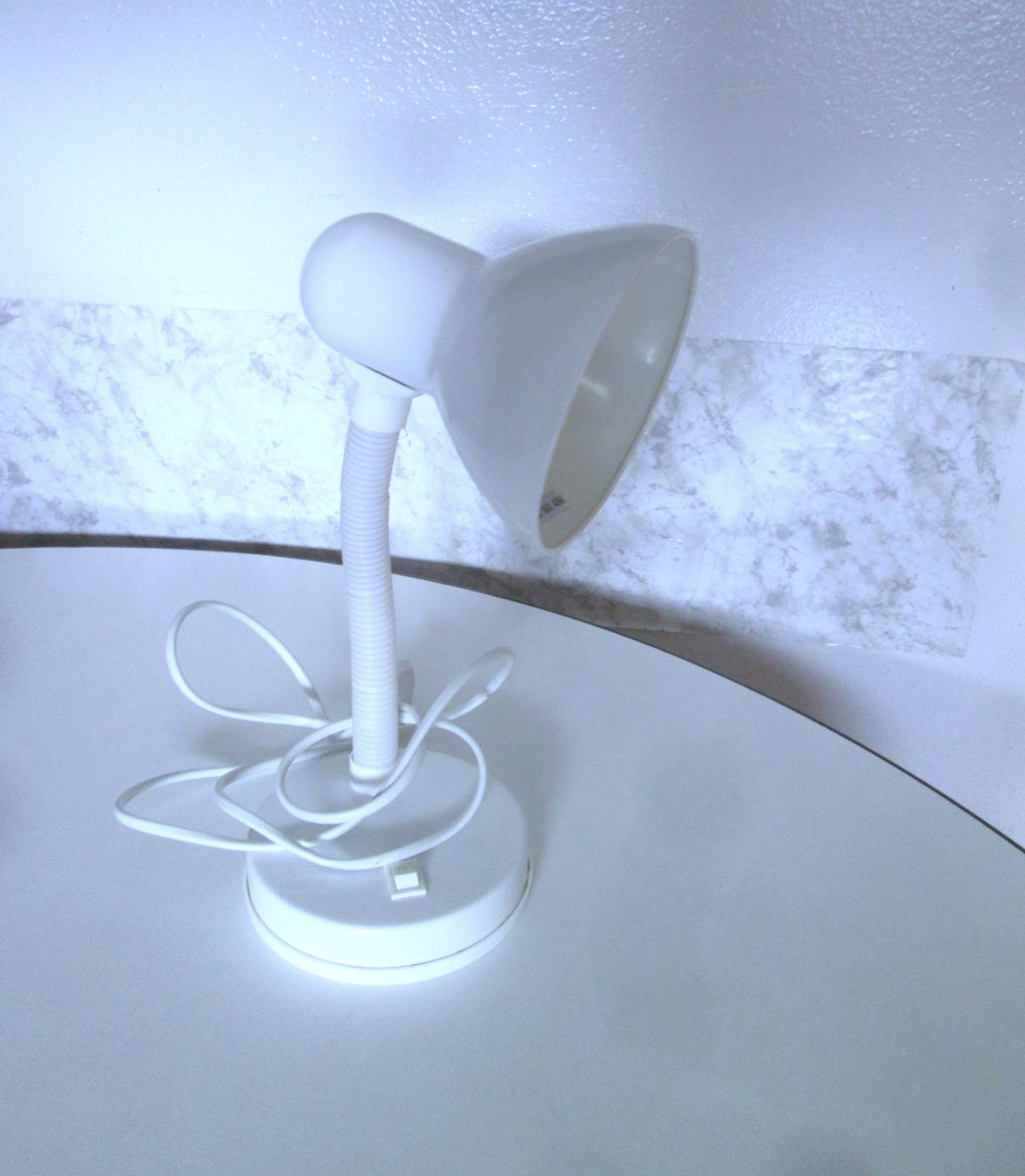 Eglo Lampade: Eglo Austria Tischleuchte – Usato da Sementina venduto da babucia