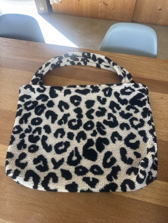Studio Noos Mom Bag Leo