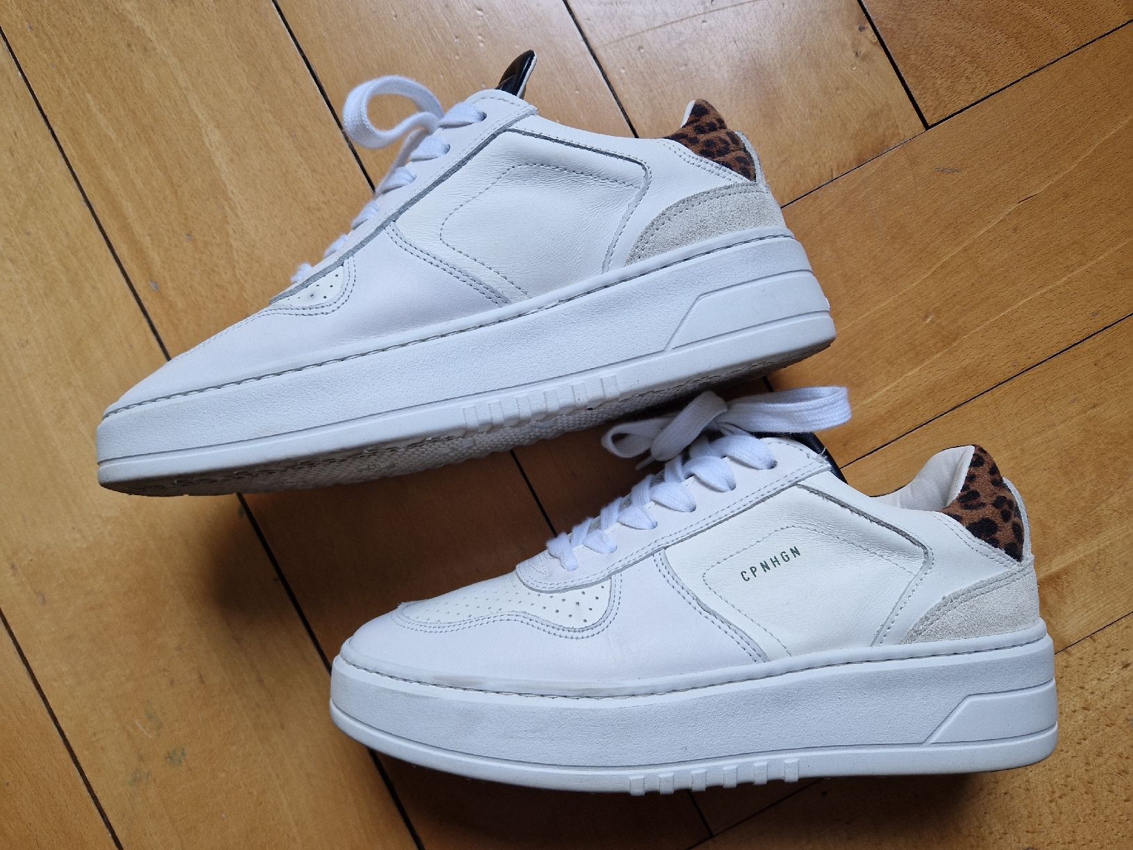 Copenhagen Scarpe da donna: Copenhagen Studios Sneaker Gr. 38 Weiss Leopardenmuster – Usato da Innerberg venduto da Noe25 1