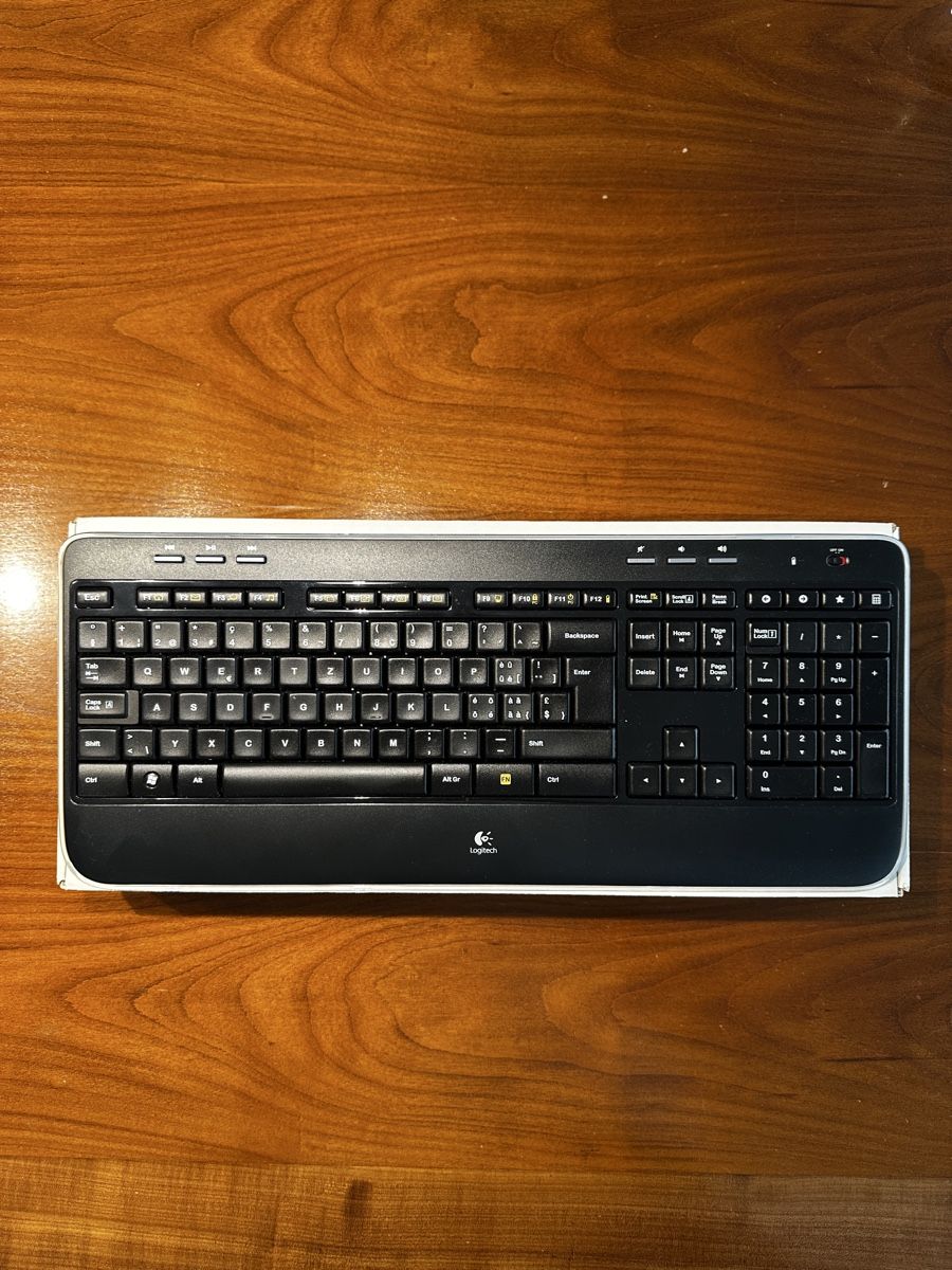 Logitech Tastiere: Logitech Tastatur – Usato da Bern venduto da Gianneler