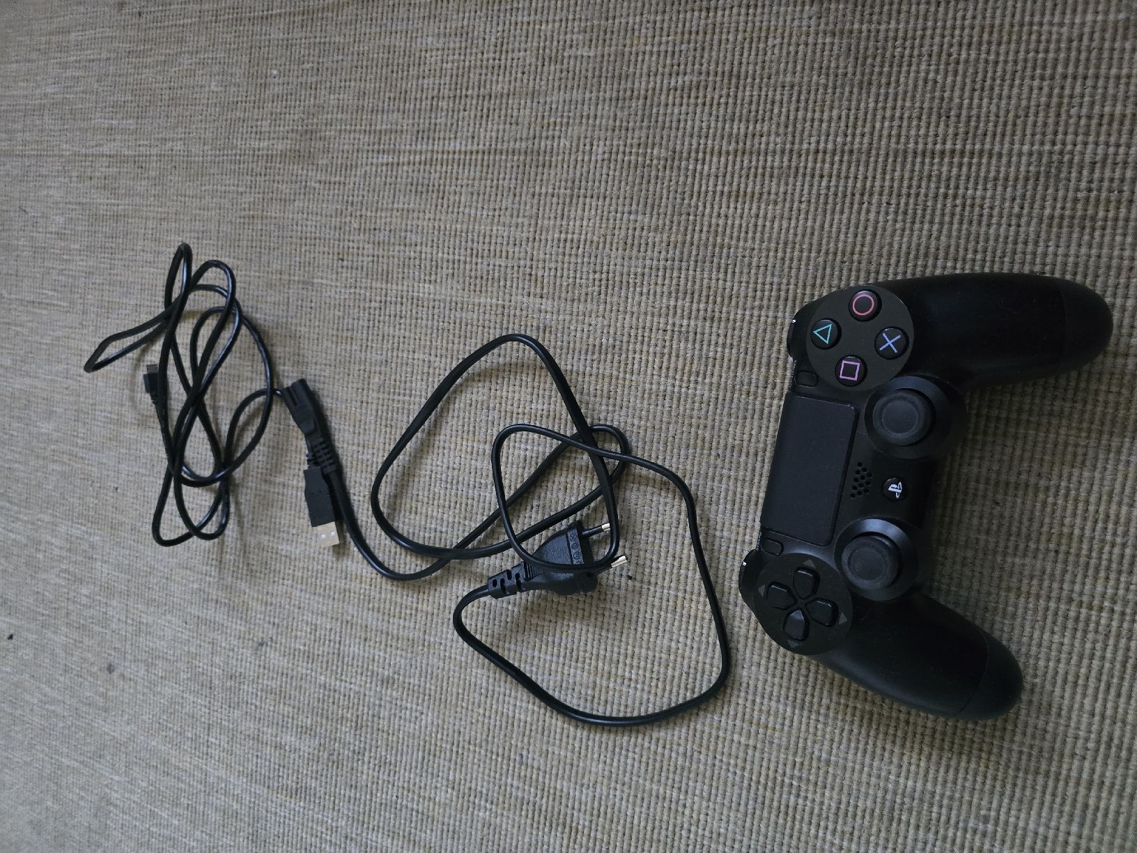 Sony Console: PS 4 inkl. 3 Games – Usato da Dietlikon venduto da Audipower1981 2