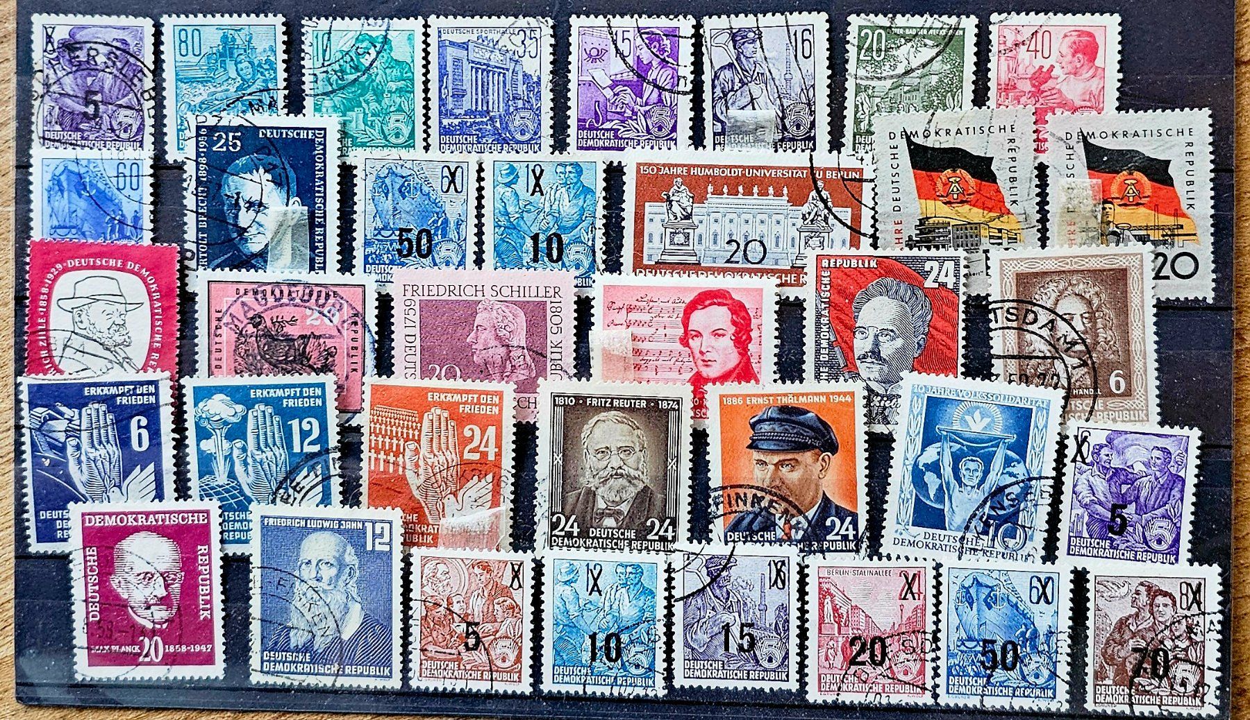 Tutti i francobolli: DDR alte Briefmarken – Usato da Les Valettes venduto da Nuba1