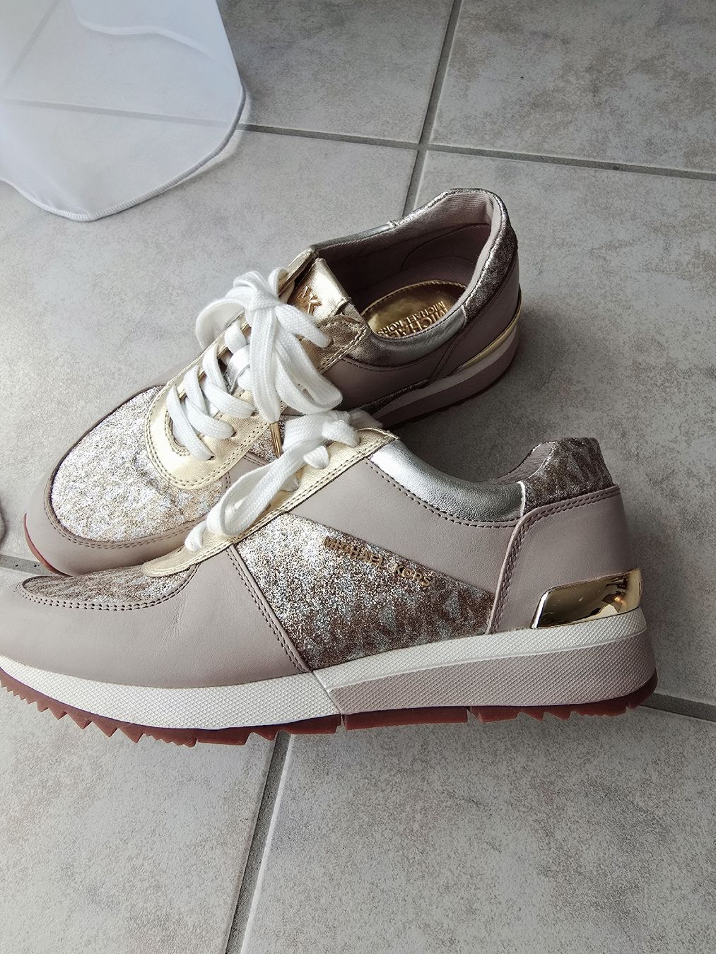 Michael Kors Scarpe da donna: Michael Kors Schuhe – Usato da Niederbipp venduto da Viktoria_Sch 1