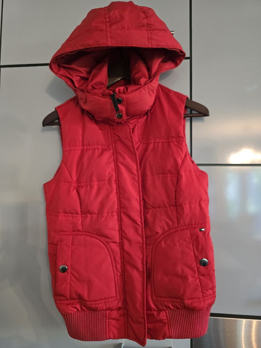 Esprit Gilet & Giacche senza maniche: Doudoune sans manches Esprit rouge – Nuovo (secondo la descrizione) da BERN venduto da froggyinternationale 4
