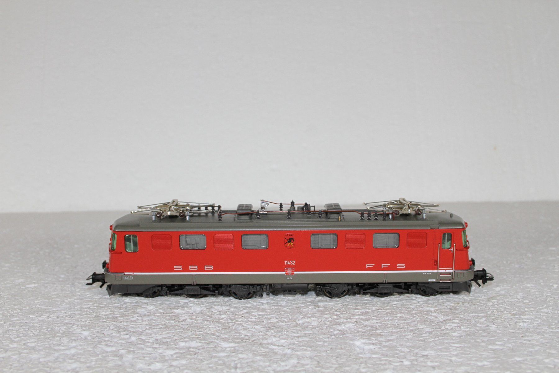Märklin Modellini di ferrovie: Märklin SBB Ae 6/6 Stans Delta digital – Nuovo (secondo la descrizione) da Triesen venduto da gleis8