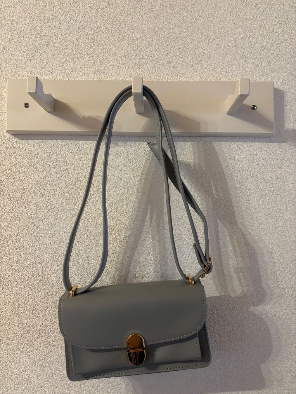 Taschen für Damen: Sac à bandoulière bleu-gris – Gebraucht aus Grandvillard von Elsa.Del 1