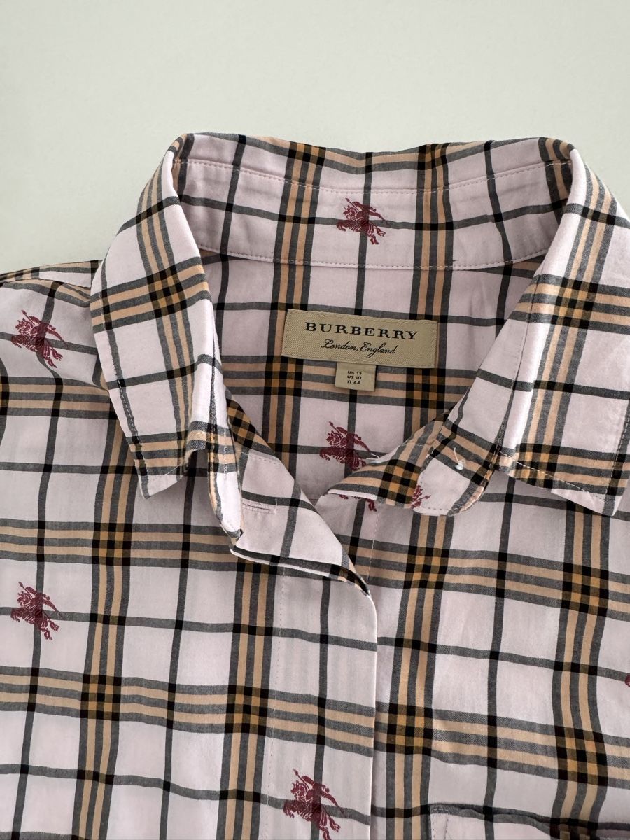 Burberry Camicette: Camicia Burberry – Nuovo (secondo la descrizione) da Bellinzona venduto da eli_6mr5