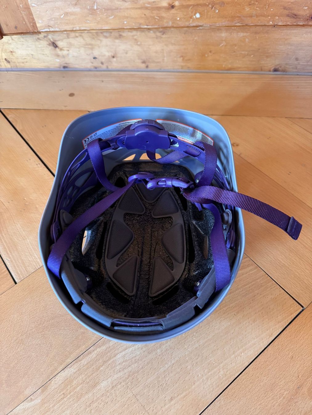 Caschi: Black Diamond Kletterhelm Helm Gr. S/M - NEU – Nuovo (secondo la descrizione) da Zürich venduto da 411osmanbey 4