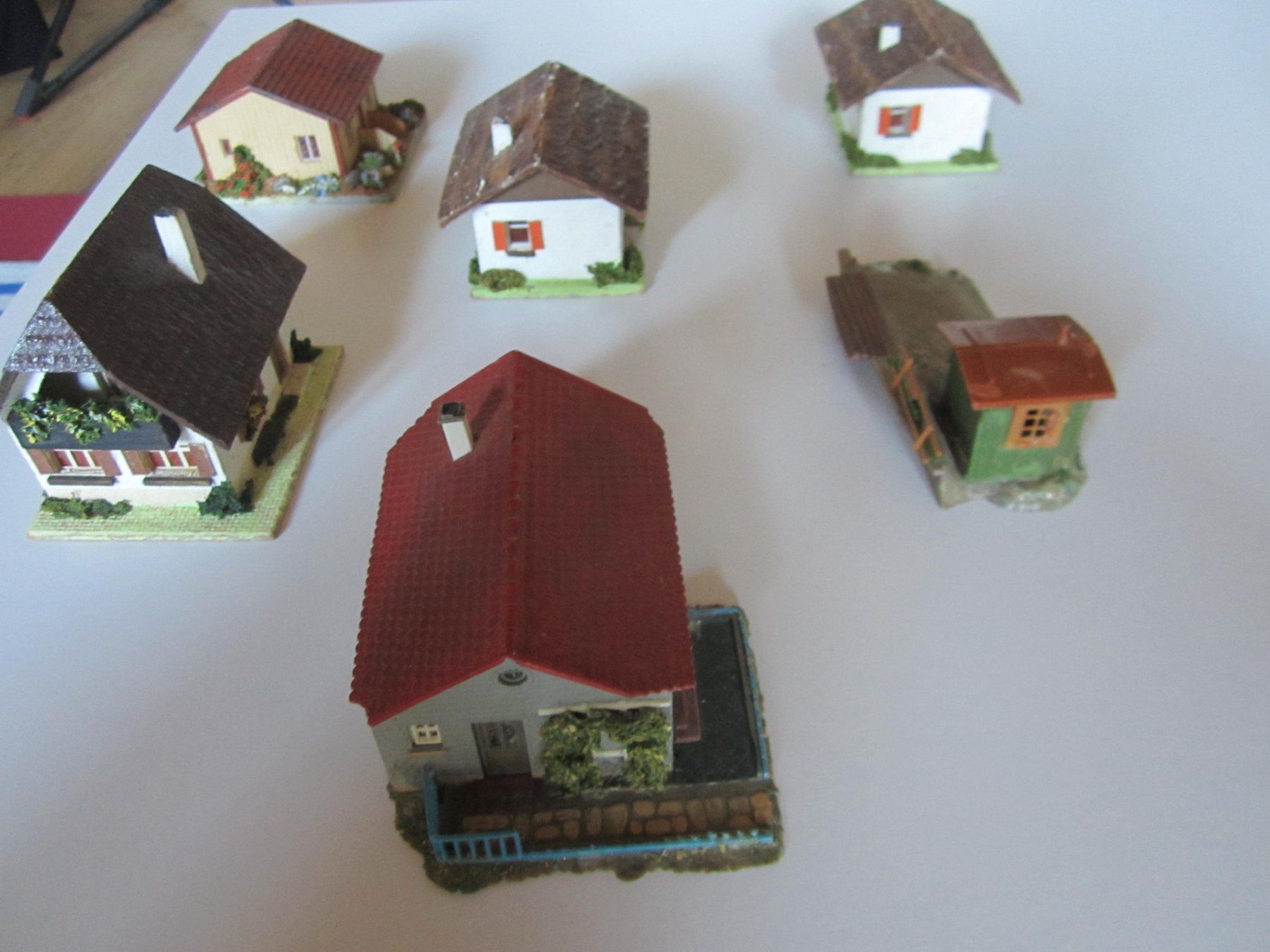 Modellbausätze & Standmodelle: Maison modelisme – Neu (gemäss Beschreibung) aus Tramelan von Tors 3
