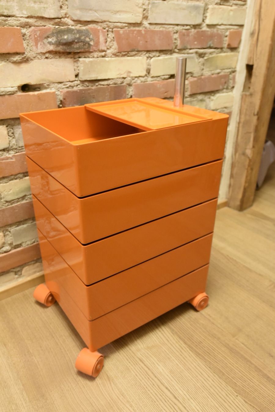 Magis Banconi: Magis - 360° Container - Schubkastencontainer – Usato da Lichtensteig venduto da UsedINStore