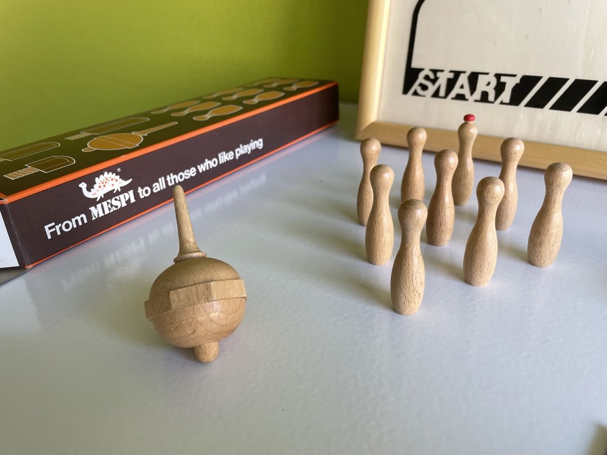 Giochi: MESPI Tisch-Kegelspiel – Usato da Tägerwilen venduto da Shaimaa 1