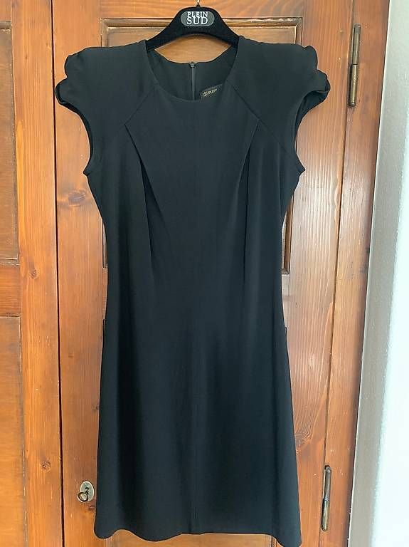 Robes: Robe plein sud  – D'occasion à Etoy par san_78xt