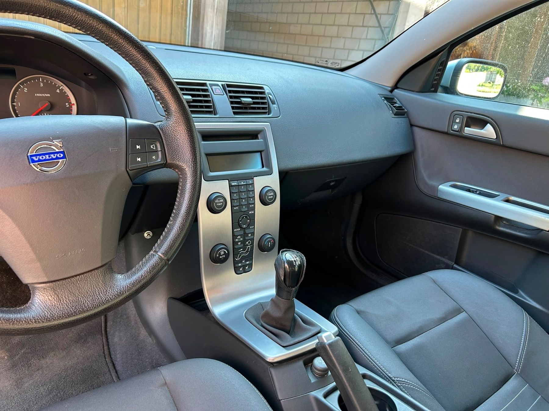 Volvo Autos: VOLVO V 50 2.0D Kombi – Gebraucht aus Seon von laro300 5