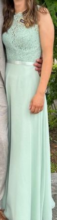 Festliches Kleid mintgrün Spitze Grösse S. Einmal getragen.