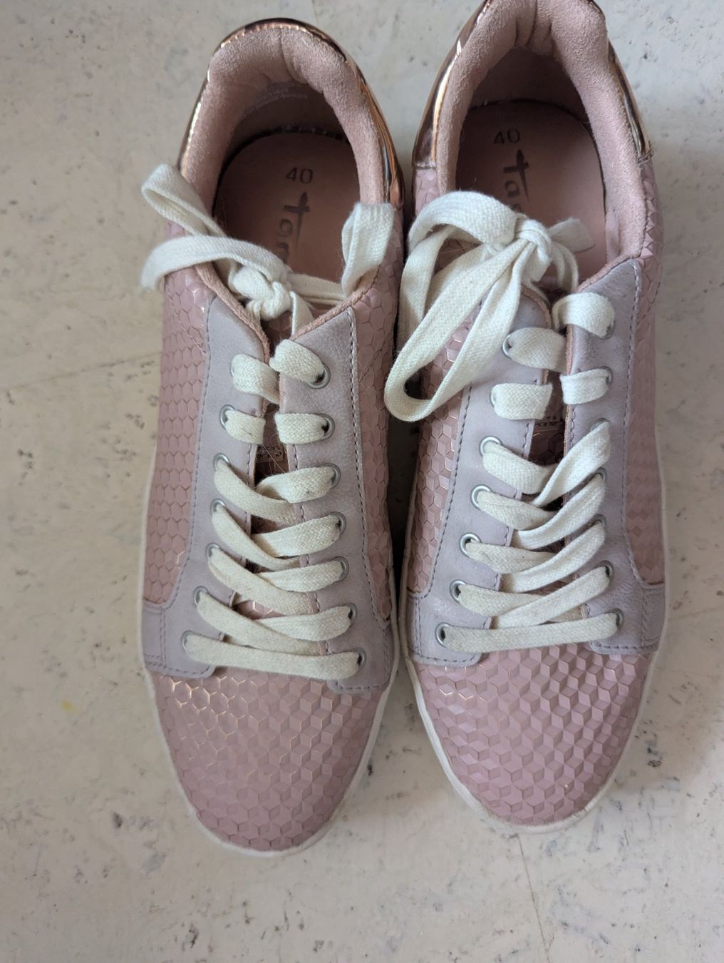 Tamaris Damenschuhe: Tamaris halbschuhe – Gebraucht aus Dierikon von Jolie