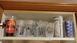 Plastikbecher, Kunststoffbecher, coole Designs, min. 10 Stk.