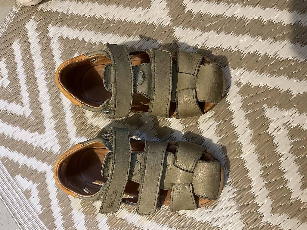 Froddo Scarpe per ragazzi: Froddo Lernlaufsandalen Barefood Grösse 26 – Usato da Zürich venduto da Fra_maj