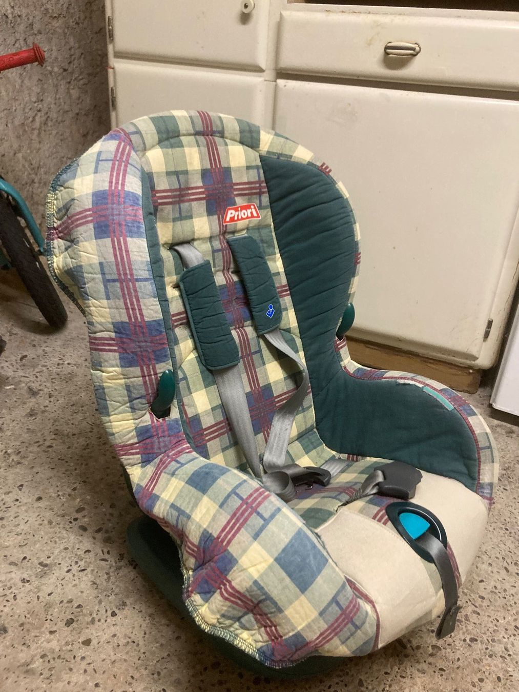 Britax Römer Auto-Kindersitze: Auto-Kindersitz Römer Maxi-Cosi – Gebraucht aus Basel von mat_q88p