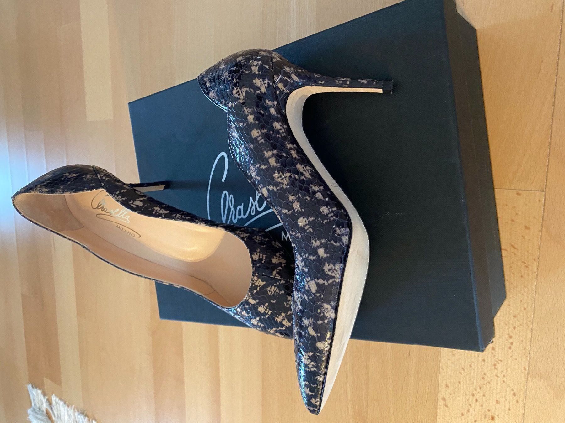 Scarpe da donna: Scarpe da donna gr.38 – Nuovo (secondo la descrizione) da Novazzano venduto da ige_cwq5 1