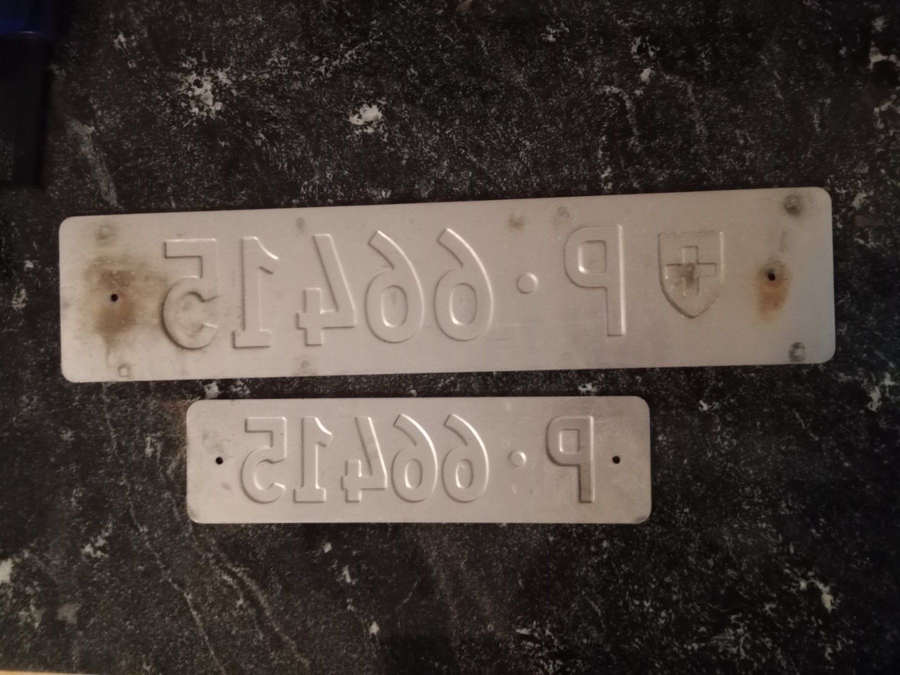 Insegne: 2x Nummernschild PTT Post ausrangiert 66415 – Usato da Küttigen venduto da Melisch1000 1