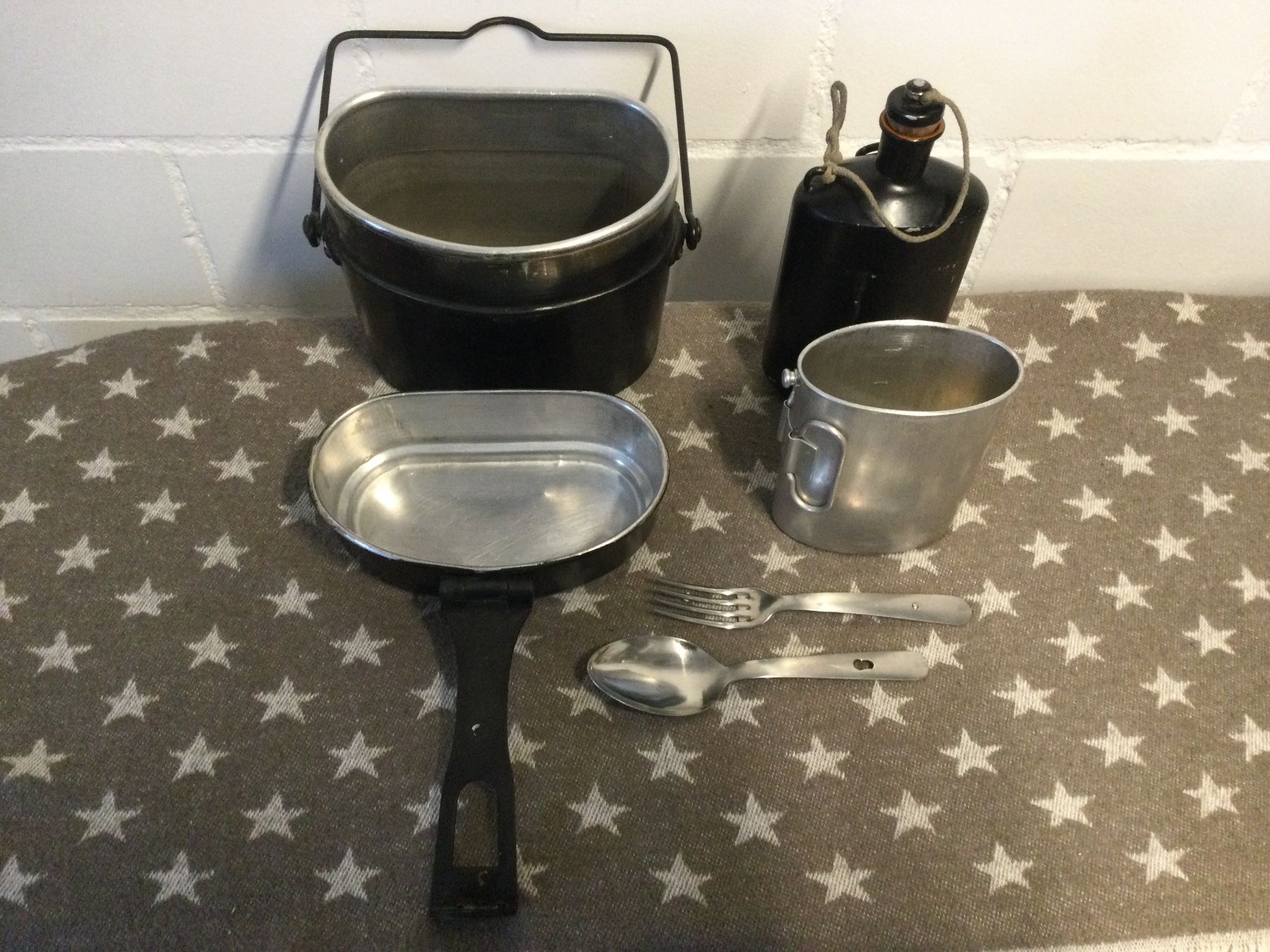 Set di piatti: Gamelle – Usato da Speicher venduto da mar_c7xg