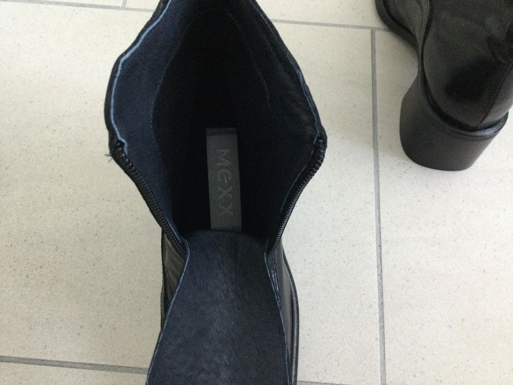 Mexx Damenschuhe: Schwarze Lederstiefeletten von Mexx, Grösse 36 – Neu und originalverpackt aus Baar von negombo 3