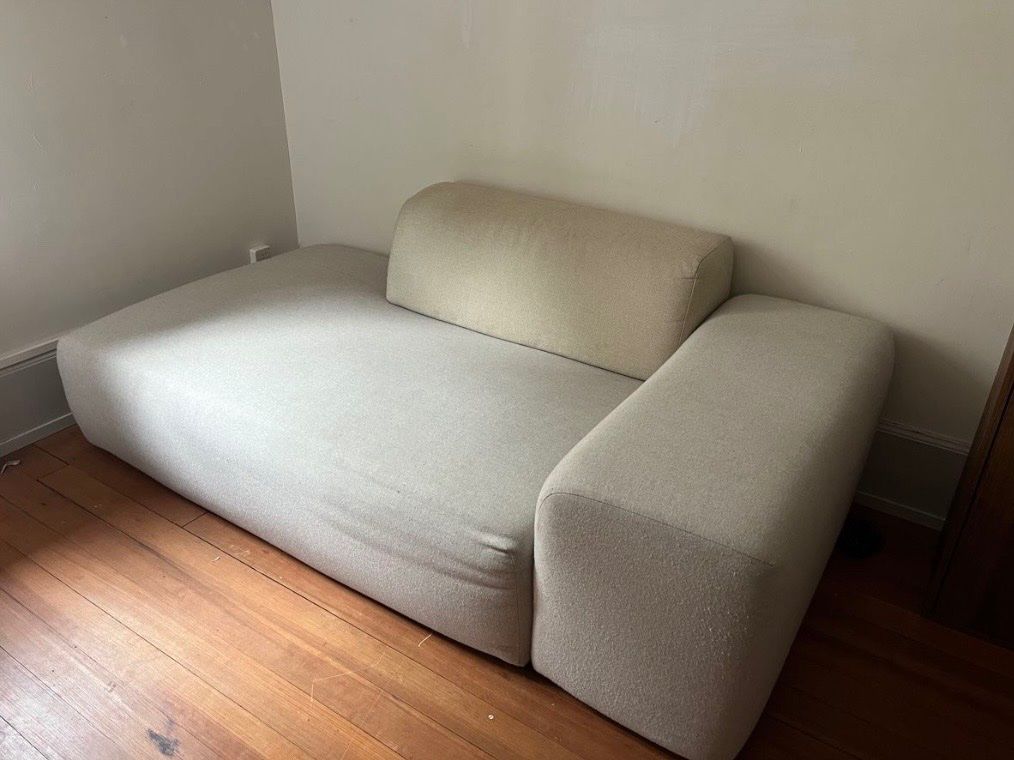MYCS Divani: Stoffsofa in Cremeweiss – Usato da Zürich venduto da j___b