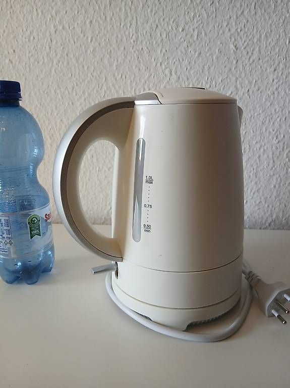 Bollitori: 1l Wasserkocher neuwertig – Usato da Zürich venduto da Metatron2022. 1