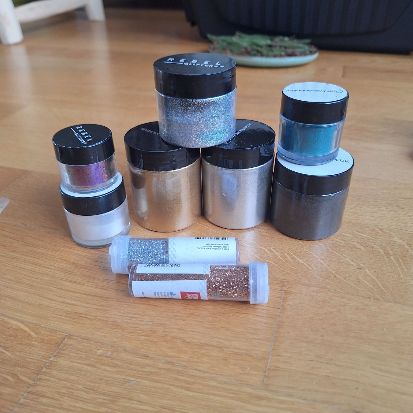 Farben: Ensemble de pigments – Gebraucht aus Neuchâtel von laureen-h