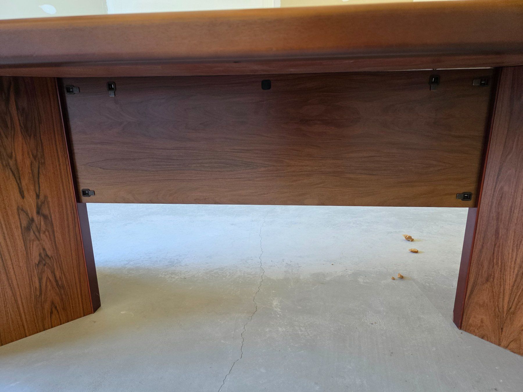 Bigla Tavoli: Büro Sitzungstisch lang oder rund (sep. Inserat  SideBoard) – Usato da Niederbuchsiten venduto da joe2065 1