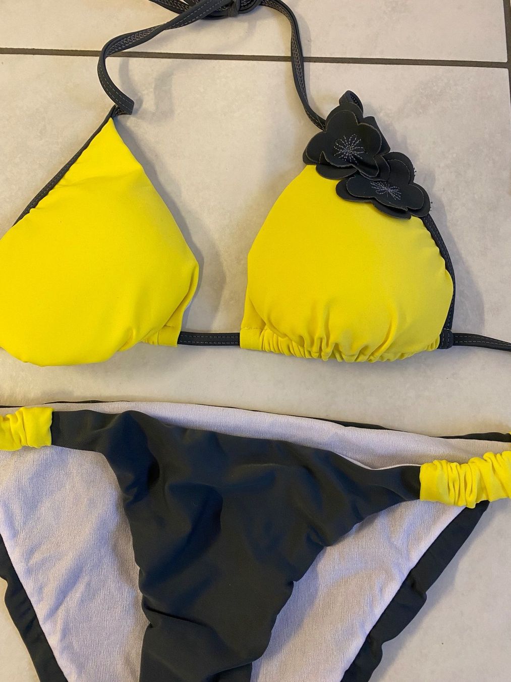 Costumi da bagno & Bikini: Bikini Gelb/Grau - Grösse ca. 36 – Nuovo (secondo la descrizione) da Eschenbach SG venduto da Peachick 1