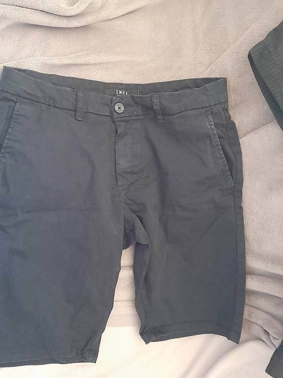 Hosen: 3 Paar kurze Hosen gr. M – Gebraucht aus Ostermundigen von deb1deb1 1