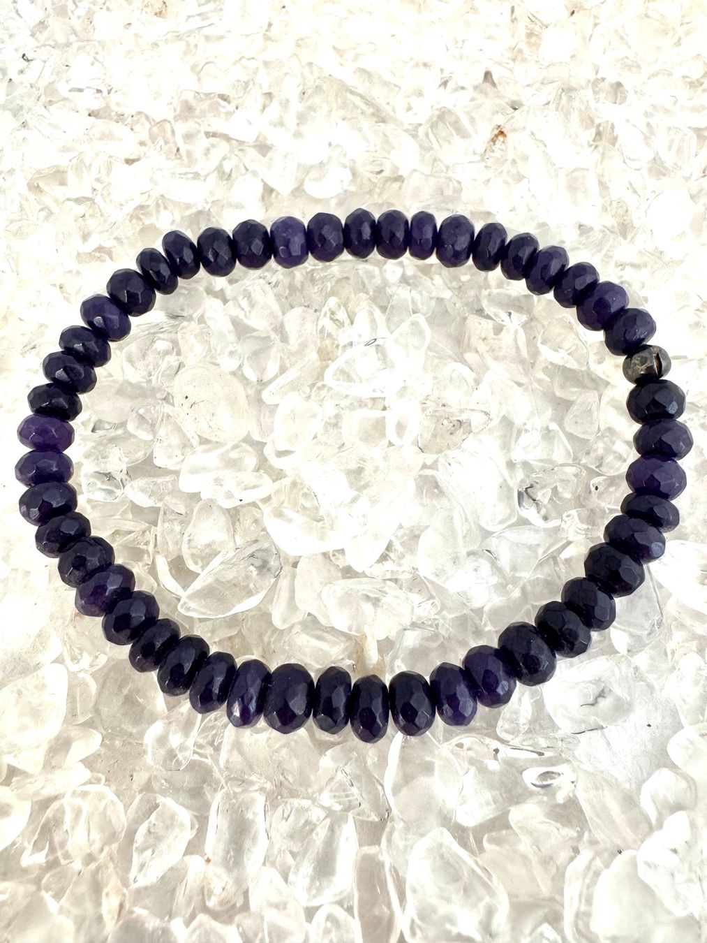 Bracciali & Braccialetti: Armband Lavendelquarz – Nuovo (secondo la descrizione) da Biberist venduto da tl-schmuck