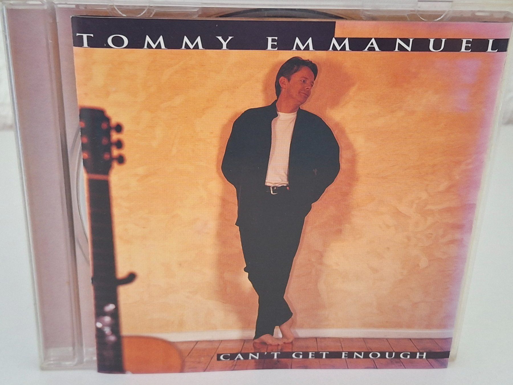 CDs: CD Tommy Emmanuel - Can't Get Enough / Fusion-Smooth Jazz – Gebraucht aus Aarberg von Jackup1