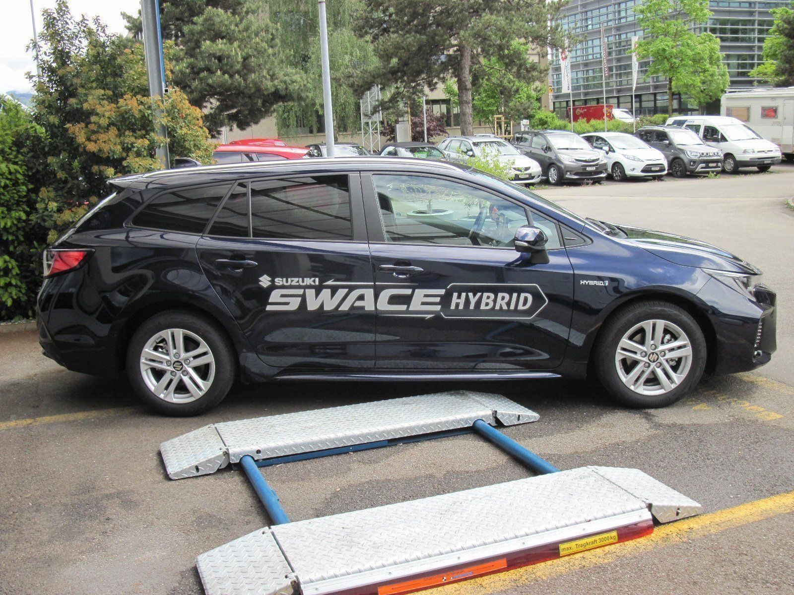 Suzuki Automobili: Suzuki Swace 1.8 Hybrid – Usato da Rotkreuz venduto da auto-bachmann 2
