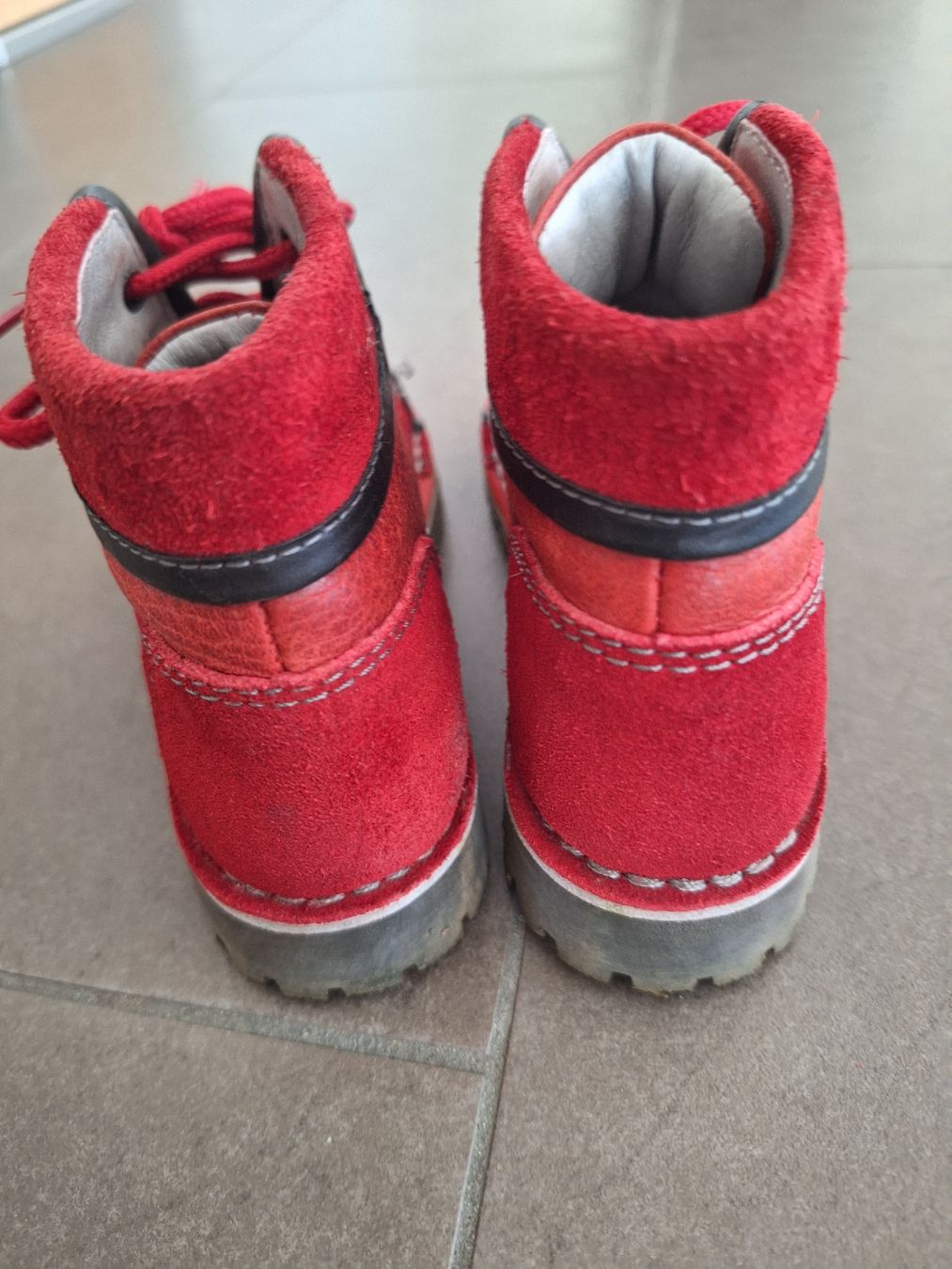 Scarpe per ragazze: Rote Lederschuhe Gr. 29, Herbst-Winterschuhe – Usato da Brugg AG venduto da ahauserd 3