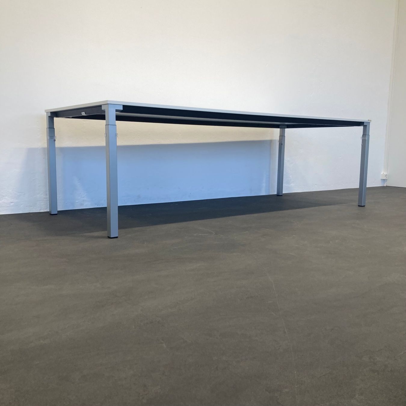 Steelcase Scrivanie: Steelcase Kalidro Sitzungstisch – Usato da Schönenwerd venduto da mcofficeshop 4