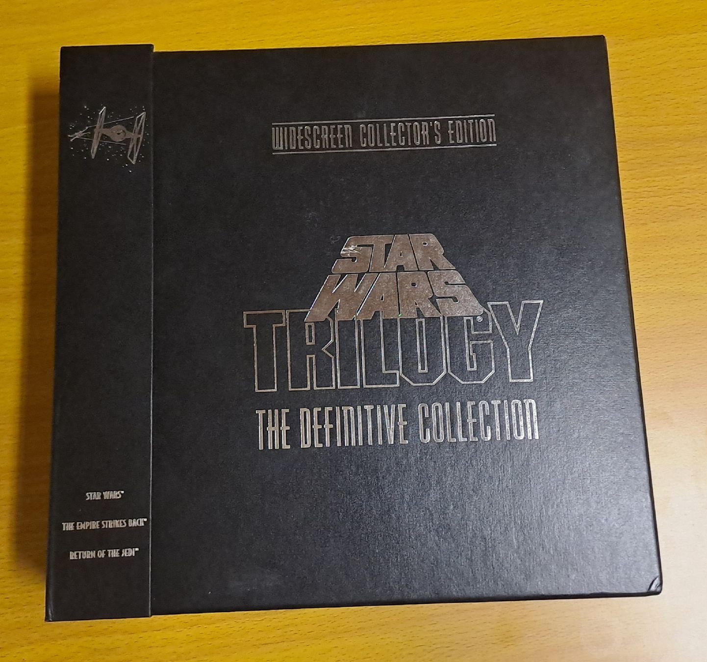 Alle DVDs: Star Wars Trilogy Laserdisc – Gebraucht aus Bünzen von Rtron