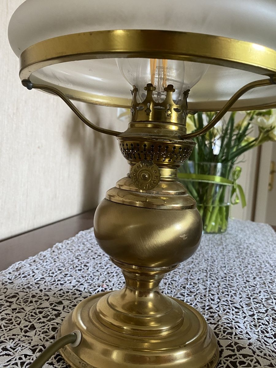 Lampade: Messing Lampe, Vintage Tischlampe – Usato da Wil SG venduto da nat_g5tn 2