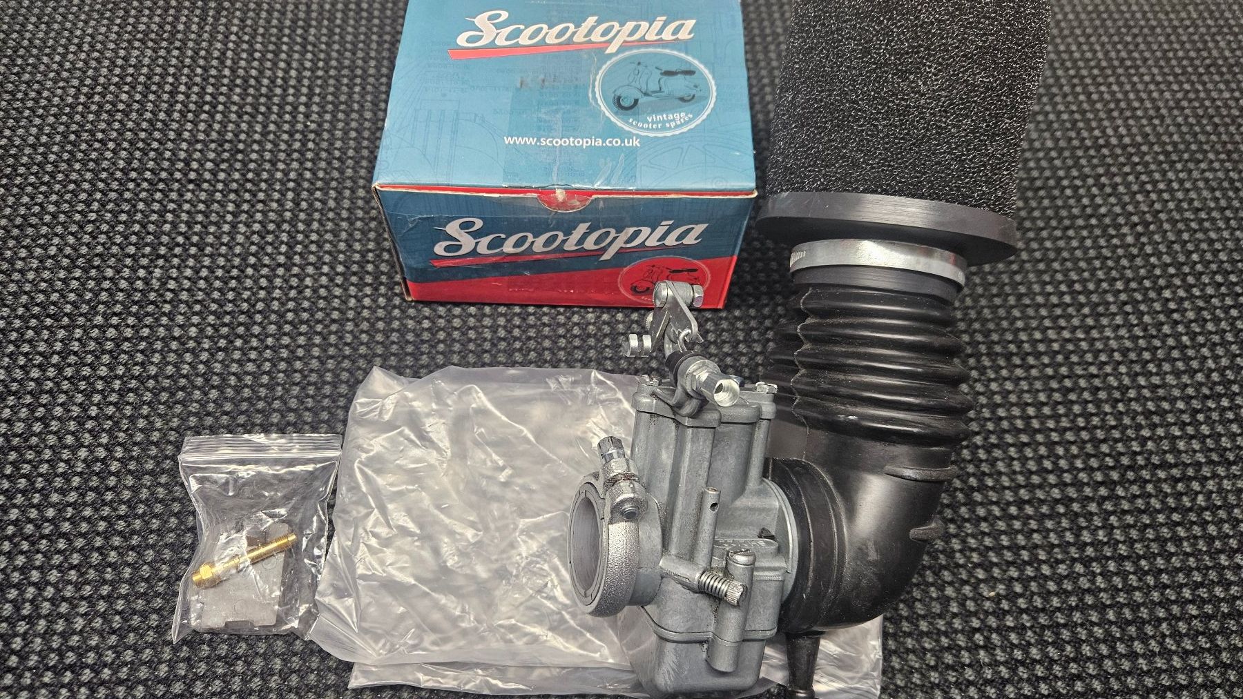 Lambretta Toutes les pièces pour scooter: Lambretta Vergaser SCOOTOPIA SH 22 mit Luftfilter – D'occasion à Embrach par Lingmau