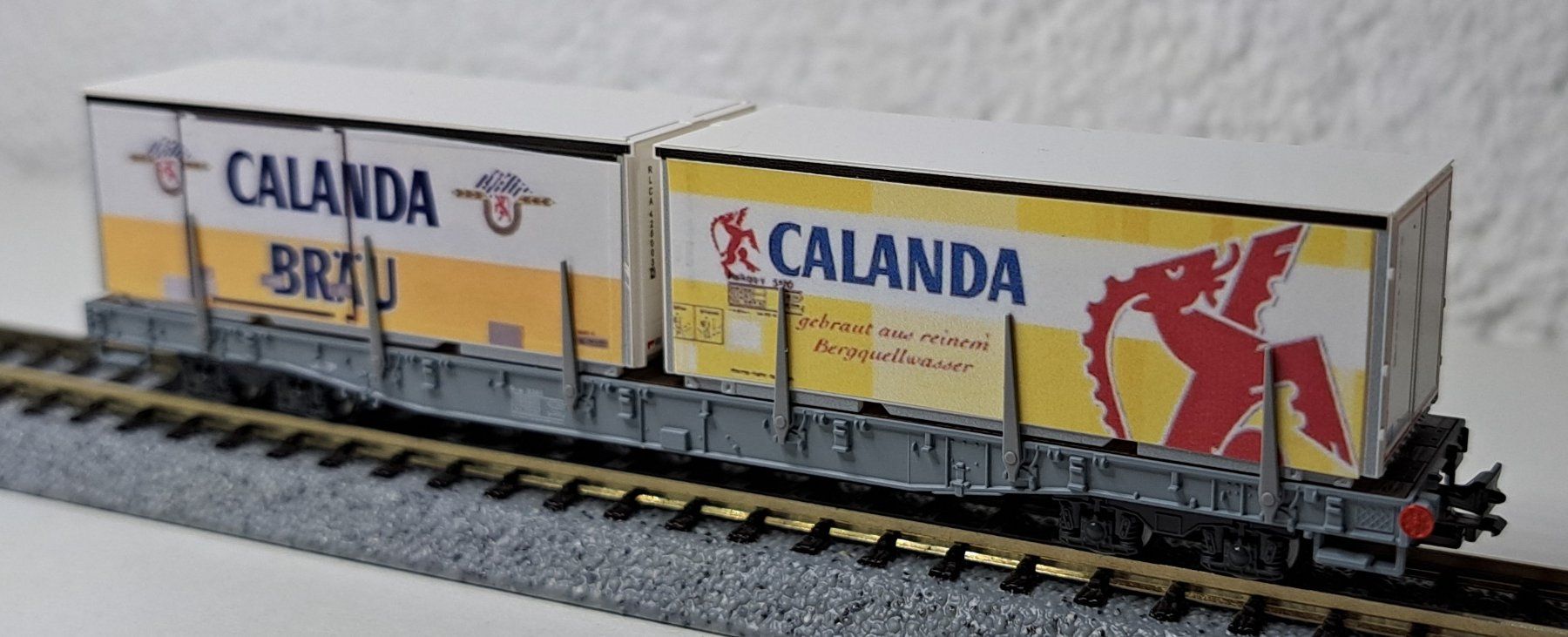 Kato Modelleisenbahnen: RhB Calanda Bräu 2 Container Güterwagen Spur N Kato – Neu (gemäss Beschreibung) aus Salez von rhb-spur-n 3